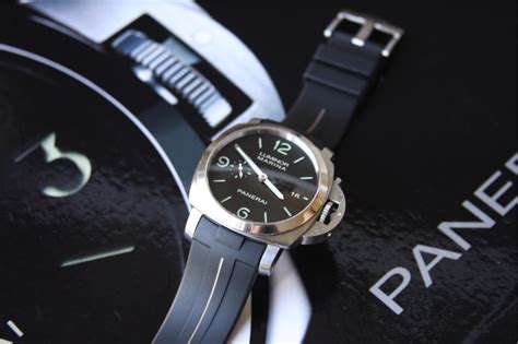 rubber b panerai